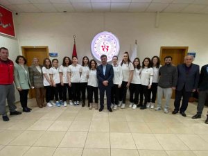 Yazıcı Başarılı Basketbolcuları Ağırladı