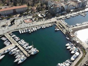 Çanakkale’de İ̇thalat Attı, İhracat Düştü