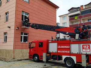 Lüleburgaz’da Okullarda Gerçeği Aratmayan Deprem Tatbikatı