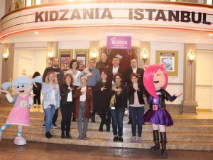 “Sen De Yaz” Öykü Yarışması Jüri Üyeleri Kidzania’da Buluştu