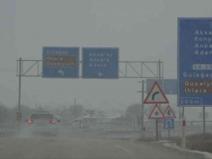 Aksaray’ın Yüksek Kesimlerinde Kar Yağışı