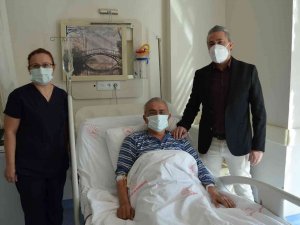 Alanya’da İlk Laparoskopik Parsiyel Nefrektomi Ameliyatı