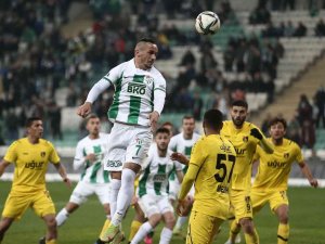 Bursaspor’da En Çok Süre Alan Yabancı Oyuncu Namiq Alasgarov Oldu