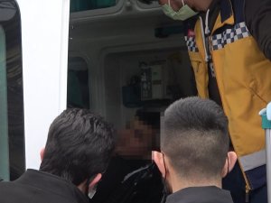 Mesleki Eğitim Merkezi Öğrencisi Bıçakla Yaralandı