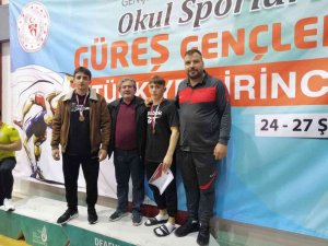 Türkiye Şampiyonu Afyon İ̇mam Hatip Lisesi’nden