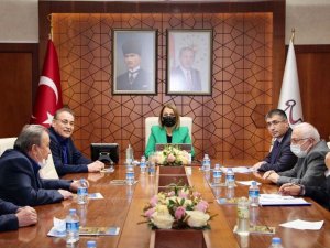 Rektör Aktekin Projeleri Anlattı