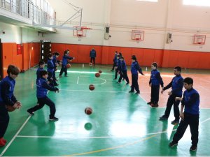 Küçükçekmece’de 7’den 70’e Ücretsiz Spor İmkanı