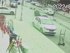 Ümraniye’de Hata Dolu Kaza: Ehliyetsiz Sürücü Kiralık Araçla Motosikletliye Çarptı