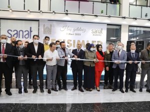 ‘Kesişimler Karma Resim Sergisi’ Sanatseverlerle Buluştu