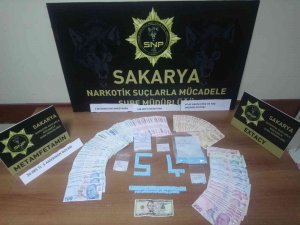 Sakarya’da 13 Kilo Uyuşturucu Yakalandı, 27 Şüpheli Tutuklandı