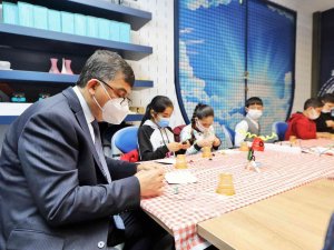 Fadıloğlu, Bilim Şehitkamil’deki Öğrencilerle Buluştu