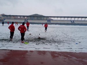 Kars 36 Spor Artvin Çoruh Karşılaşması Hazırlıklarını Sürdürüyor