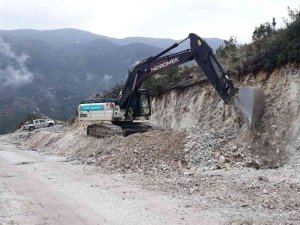 Alanya’da Kızılcaşehir İle Obaalacami Mahallesi Arasında Yeni Bağlantı Yolu