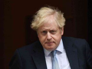 İ̇ngiltere Başbakanı Johnson, Rusya’nın Ukrayna’daki Eylemlerini “Savaş Suçu” Olarak Nitelendirdi
