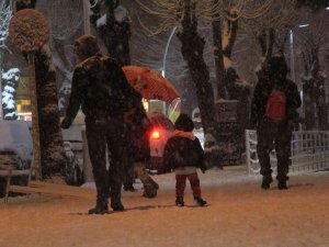 Burdur’da Eğitime Bir Gün Ara Verildi