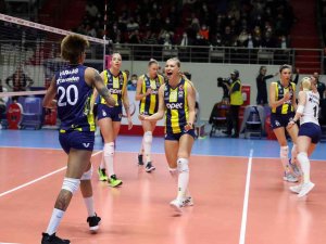 Sultanlar Ligi: Galatasaray Hdı Sigorta: 0 - Fenerbahçe Opet: 3