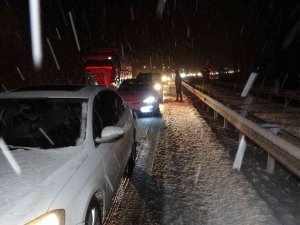 Uşak - Afyonkarahisar Karayolu Trafiğe Kapandı