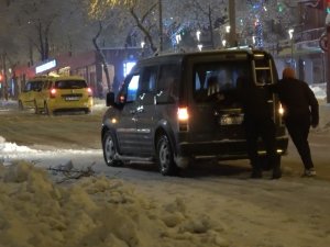 Isparta’da Kar Yağışı Etkili Oldu