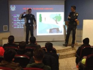 Polis Ekipleri Üniversite Öğrencilerine Güvenli Motosiklet Sürüş Eğitimi Verdi