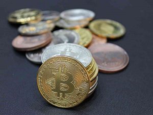 Bitcoin’in Karbon Ayak İzi, Altından 25 Kat Fazla Çıktı