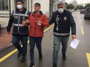 Karısını Bıçakladı Kadınlardan Özür Diledi