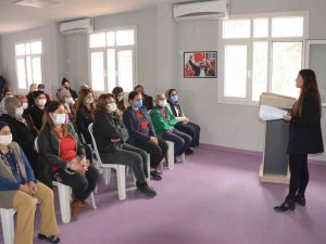 Mersin Büyükşehir Belediyesinin Eğitim Yatırımları Velileri Memnun Etti