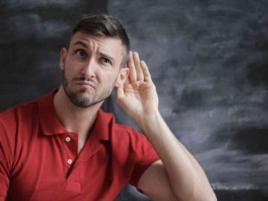 "Ani İşitme Kaybı Tedavi Edilmezse Kalıcı Sonuçlara Yol Açabilir"