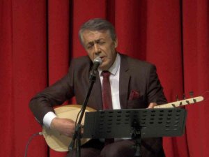 Aşık Seyrani Türkülerle Anıldı