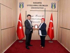 Subü, Personellerini Plaketle Ödüllendirdi