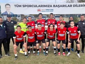 Döşemealtı Futbol Takımı U-18 Liginde Şampiyon