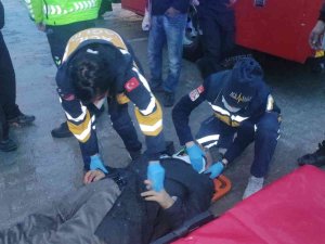 Bursa’da Otomobil Kamyona Arkadan Çarptı, Yaşlı Adam Ağır Yaralandı