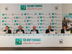 Roger Federer İstanbul’a Geliyor