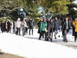 Üniversiteli Gençlerle Türkiye’nin Cennet Köşesi Bolu’ya Yolculuk