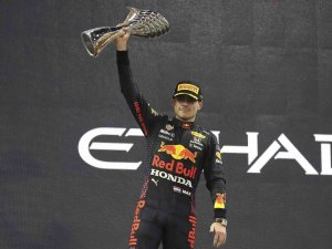 Red Bull Racing, Şampiyon Pilotu Max Verstappen İle Sözleşme Uzattı