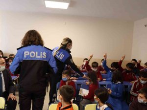 “Hayata Renk Verelim” Projesi Kapsamında 210 Öğrenciye Eğitim Verildi