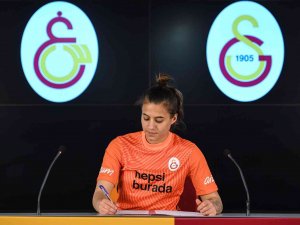 Galatasaray Kadın Futbol Takımı, Gamze Nur Yaman’ı Transfer Etti
