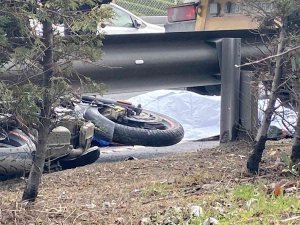 E-5 Karayolu’nda Feci Kaza: 1 Ölü, 1 Yaralı