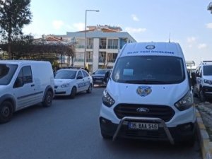 İ̇zmir’de Korkunç Olay: Önce Karısını Boğarak Öldürdü Sonra İntihar Etti