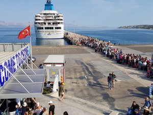 Çeşme’ye Kruvaziyer Seferleri 6 Nisan’da Başlıyor