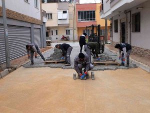 Turgutlu’da Sokak Ve Caddeler Güzelleşiyor