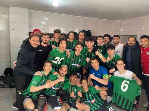 Genç Horozlar Deplasmanda Eyüpspor’u Devirdi