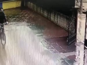 Bursa’da Çaldığı Bisikleti Bisiklet Sürerek Götürdü