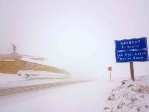 Kop Dağında Kar Ve Tipi Ulaşımı Olumsuz Etkiliyor