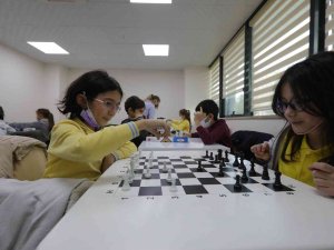 Çayırova’da Satranç Turnuvası Heyecanı