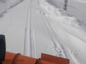 Tunceli’de Yoğun Kar Yağışı Nedeniyle 140 Köy Yolu Ulaşıma Kapandı