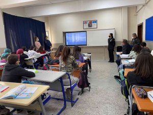 Sahil Güvenlik İ̇skenderun Grup Komutanlığı Öğrencilere Görevlerini Ve Denizleri Anlattı