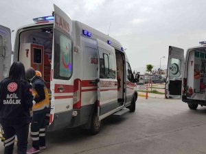 Çayırlı’da Minibüs Devrildi: 8 Yaralı