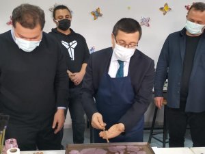 Geleneksel Türk Ebru Sanatı Atölyesine Törenli Açılış