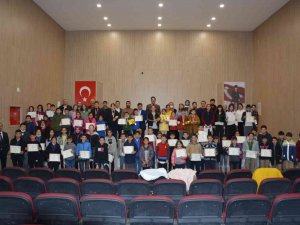 Akıl Ve Zeka Oyunları Turnuvasının Ödül Töreni Yapıldı