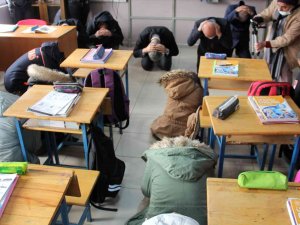 Erzincan’da Ziller Teneffüs İçin Değil ’Deprem’ Alarmı İçin Çaldı